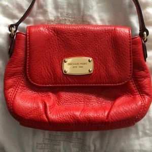 Michael kors crossbody bag